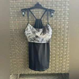Nike Swim Women’s Tankini Top NWT Size Small. Black/Gray/Gold